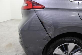 Hyundai Ioniq  picture 7
