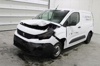 Uttjänta bilar auto Peugeot Partner  2022/10