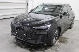skadebil auto Audi Q6 e-tron 2025/10
