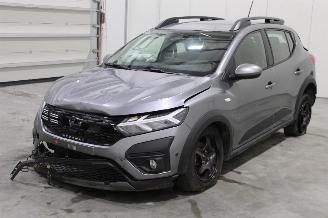 uszkodzony samochody osobowe Dacia Sandero  2025/4