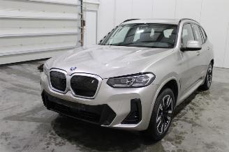 uszkodzony samochody osobowe BMW iX3  2024/12