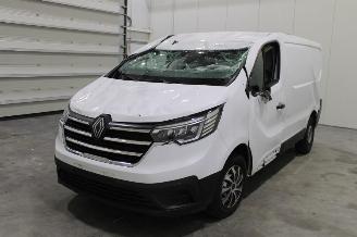 rozbiórka samochody osobowe Renault Trafic  2025/3