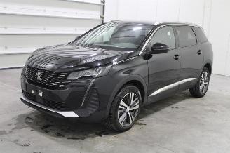 Coche accidentado Peugeot 5008  2024/5