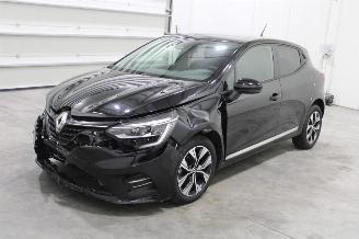 Unfallwagen Renault Clio  2023/3