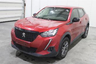 Damaged car Peugeot 2008  2022/7