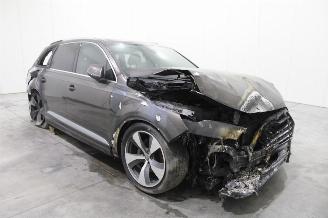 Audi Q7  picture 3