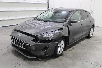 Coche accidentado Ford Focus  2020/6