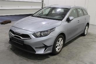 Coche accidentado Kia Cee d cee'd 2022/1