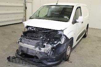 Vrakbiler auto Opel Combo  2020/10