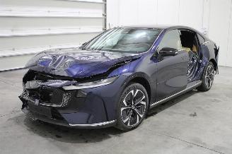 Vrakbiler auto Mazda 6e  2026/2