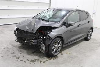 Coche accidentado Ford Fiesta  2021/3