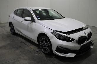 BMW 1-serie 116 picture 2