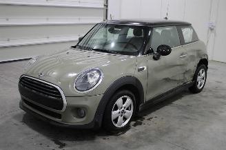 Auto incidentate Mini Cooper  2019/12