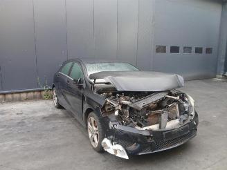 Salvage car Mercedes A-klasse A (W176), Hatchback, 2012 / 2018 1.6 A-180 16V 2014/3