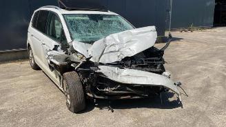 Dezmembrări autoturisme Volkswagen Touran Touran (5T1), MPV, 2015 1.4 TSI 2018/5