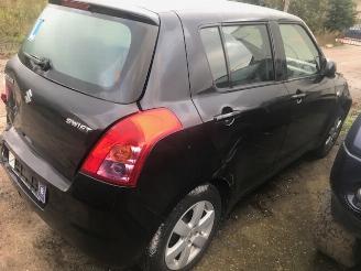 Sloopauto Suzuki Swift 1300cc - benzine - automaat 2008/1
