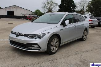 Damaged car Volkswagen Golf VARIANT 2021/3
