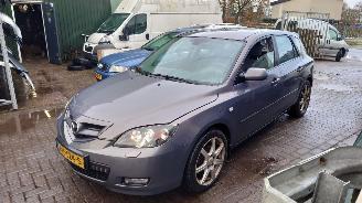 disassembly passenger cars Mazda 3 2008 1.6 CiTD Y6 Grijs onderdelen 2008/8