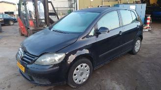 disassembly passenger cars Volkswagen Golf plus 5M1 2005 1.4 16v BCA FXQ Zwart LC9Z onderdelen 2005/4