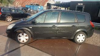 Renault   picture 2