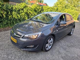 Auto incidentate Opel Astra Astra 1.4  sport nette auto Apk 2027 inruiler 167000km 2014/1