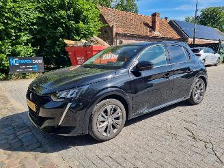 Vaurioauto  passenger cars Peugeot e-208 50Kwh Airco Stoelverw. 2023/6