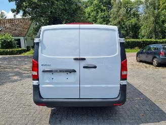 Mercedes eVito 112 66KW L2 Airco Navi Camera picture 4