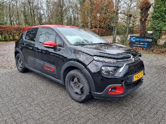 Vaurioauto  passenger cars Citroën C3 1.2 PureTech Feel Navi Airco 2022/6