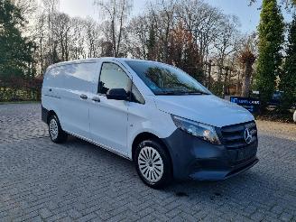krockskadad bil bedrijf Mercedes Vito 116 CDI L2 Navi Stoelverw 2024/7