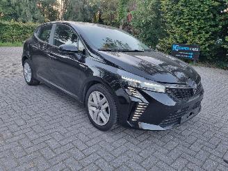 Schadeauto Renault Clio 1.0 TCE 90 Airco Navi 2024/8