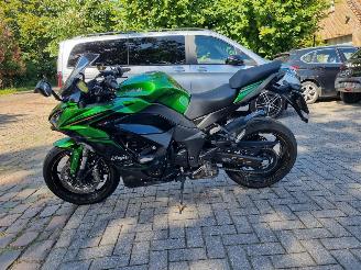 danneggiata motocicli Kawasaki  Ninja 1100 SX Akrapovic Stuurverw. 2025/12