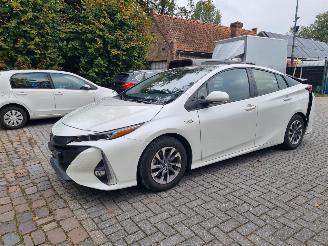Unfallwagen Toyota Prius 1.8 Plugin Hybrid Clima Stoelverw Navi 2020/6