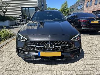 Unfallwagen Mercedes C-klasse C220d AMG/RADAR/LEDER/360CAM/BOMVOL SCHADEVRIJ! DAMAGED FREE! 2022/6