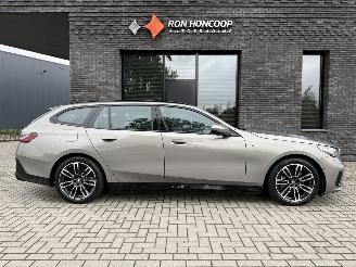 Voiture accidenté BMW i5 Touring eDrive40 84kWh 341PK M-Sport 2025/7