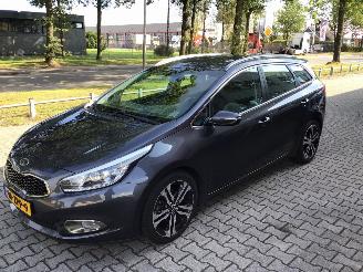 Unfallwagen Kia Cee d 1.6 GDI PLUS PACK geen schade 2013/1