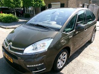 krockskadad bil auto Citroën C4-picasso 1.6 e-HDI TENDANCE AUTOMAAT 2012/11