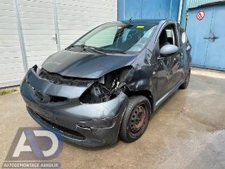 Coche siniestrado Toyota Aygo Aygo (B10), Hatchback, 2005 / 2014 1.0 12V VVT-i 2006