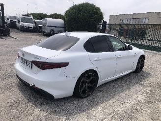 krockskadad bil auto Alfa Romeo Giulia 2.2 d 2017/3