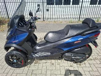 Vaurioauto  motor cycles Piaggio MP3 500 sport advanced 2022/1