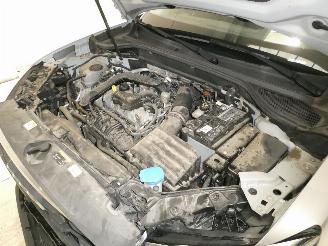 Audi Q2  picture 18