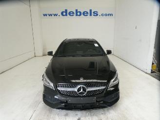 Schadeauto Mercedes Cla-klasse 2.2D 200 D 2019/5