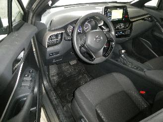 Toyota C-HR  picture 15