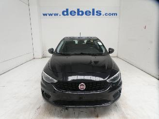 Vaurioauto  passenger cars Fiat Tipo POP 2019/8