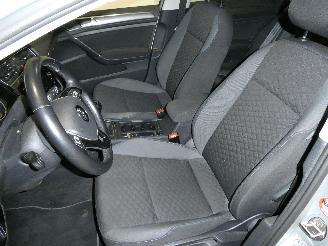 Volkswagen Golf 1.6D VARIANT COMFORT picture 20