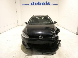 damaged passenger cars Volkswagen Golf 1.6 D VARIANT 2015/4