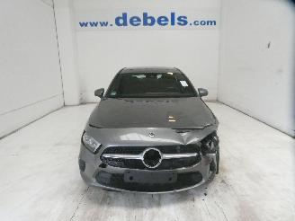 Voiture accidenté Mercedes A-klasse A 180 D 2020/6