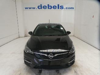 Unfallwagen Opel Astra K 2021/12