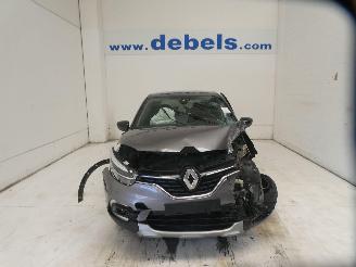 krockskadad bil auto Renault Captur INTENS 2018/11