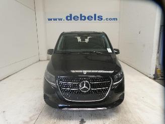 krockskadad bil auto Mercedes V-klasse 2.  250 D 2025/5