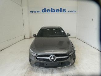 krockskadad bil auto Mercedes A-klasse A 180 2022/1